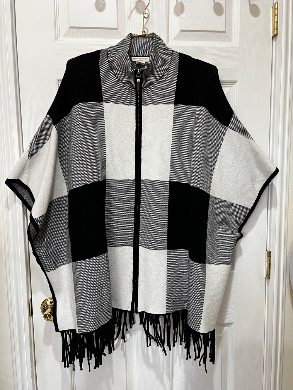 Christian Siriano Plaid Fringe Trim Poncho Plus Size 1X Plaid Black/White